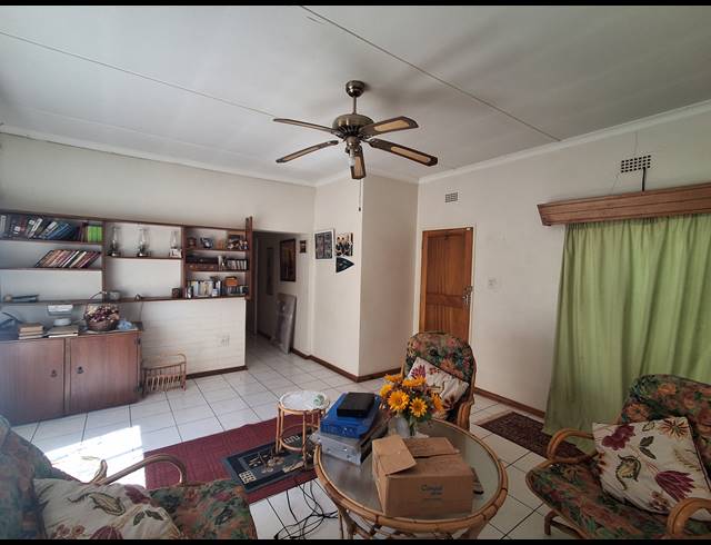 3 BEDROOM FREESTANDING FOR SALE IN STILFONTEIN EXT 4